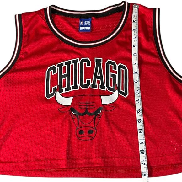 Chicago Bulls Women’s Cropped Jersey Size XL New Without Tag NBA Ultra Game Red - Picture 7 of 16